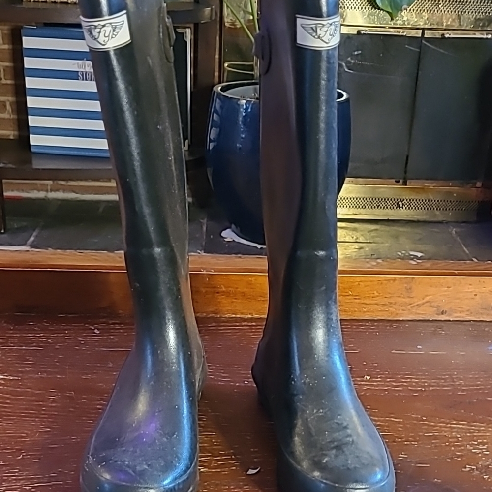 Women's Black Rain Boots
